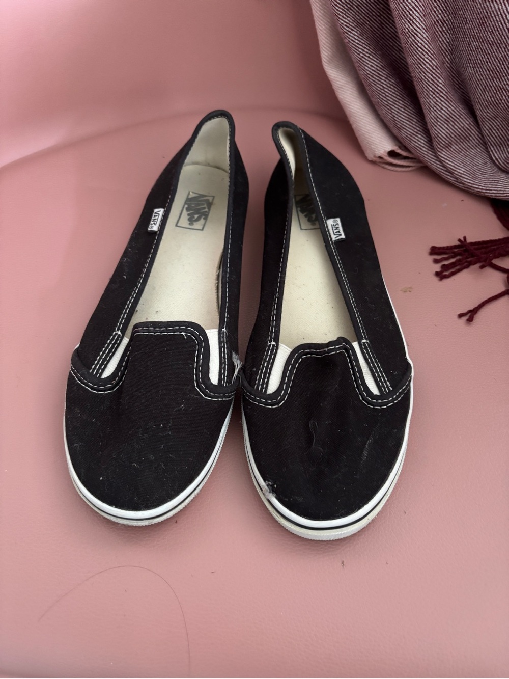 VANS women’s Black Canvas ballet flat, casual sneakers, NWT, size 7.5 - Picture 2 of 8